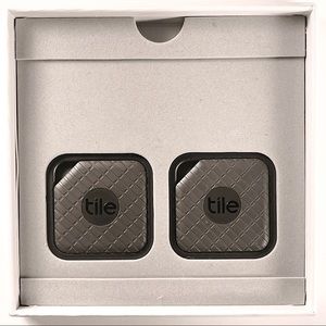 2 NEW Tile Sport Set Black Waterproof Blutooth Tracking Devices